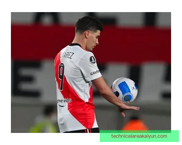 阿尔瓦雷斯在阿根廷国家队表现稳健，备受期待的未来将引人关注